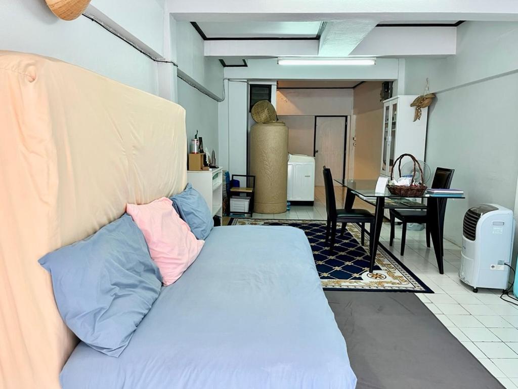 C U Again Hotel Bangkok Buitenkant foto