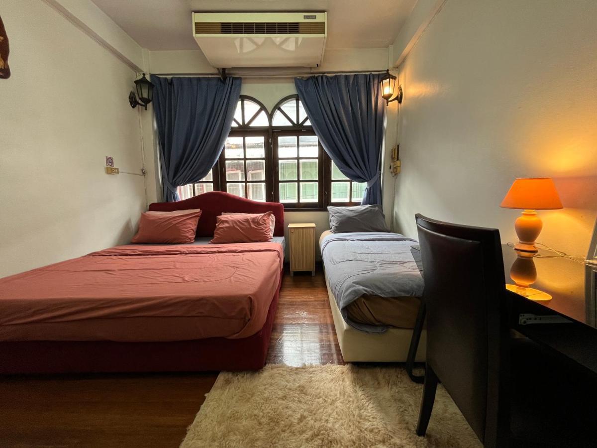 C U Again Hotel Bangkok Buitenkant foto